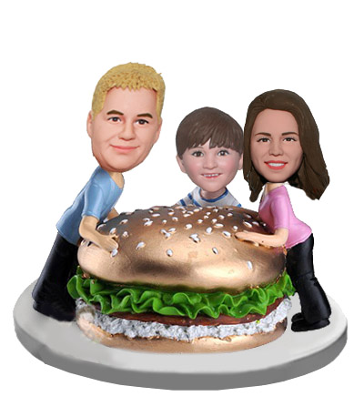 Family Bobbleheads Happy Lunch  With Hamburger
