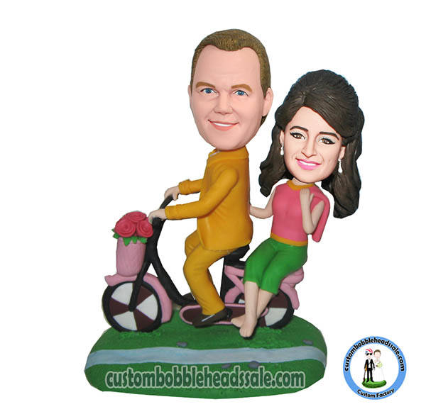 Custom Couple Bobble Heads Riding Bike With Roses