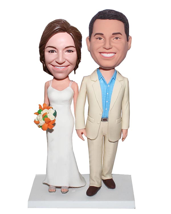 Wedding bobbleheads Customized Bobblehead Happy Couple Hand In Hand With Bouquet